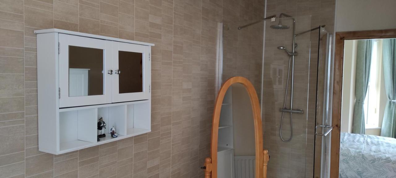 Padua House Holiday Home In The Centre Of Bundoran And 2 Mins Walk To The Beach ภายนอก รูปภาพ