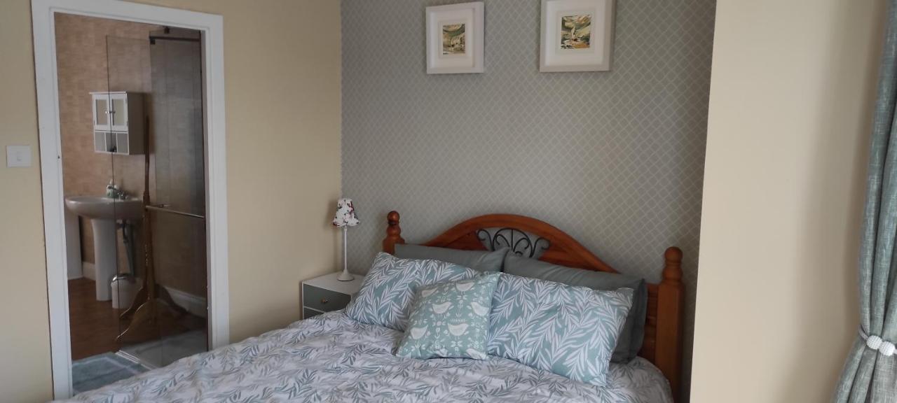 Padua House Holiday Home In The Centre Of Bundoran And 2 Mins Walk To The Beach ภายนอก รูปภาพ